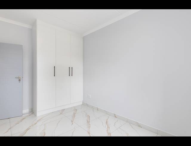 2 BEDROOM APARTMENT FOR SALE IN RUYTERWACHT